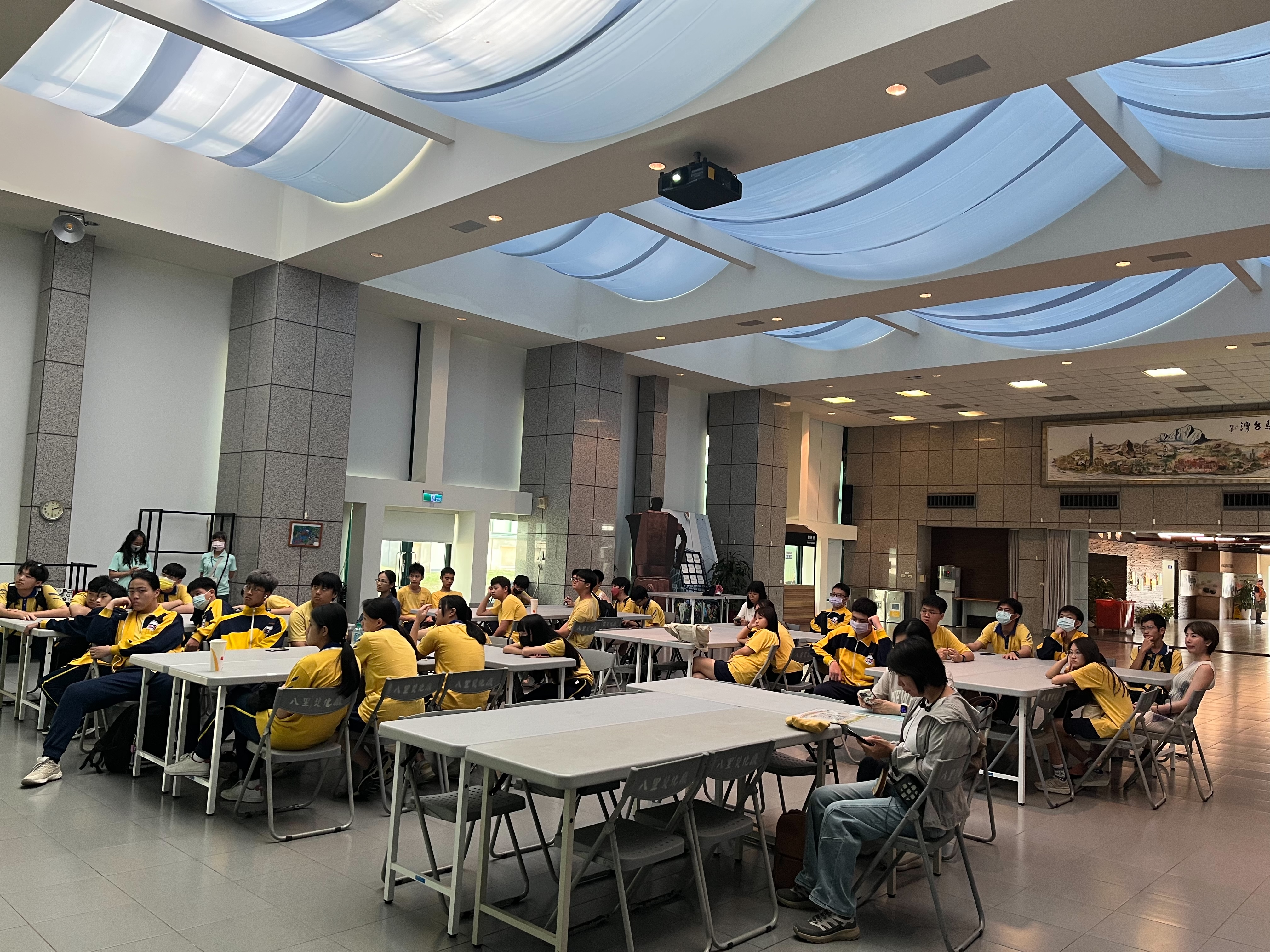 LINE_ALBUM_2O26-5-28日關度國中參訪照片_260601_18.jpg